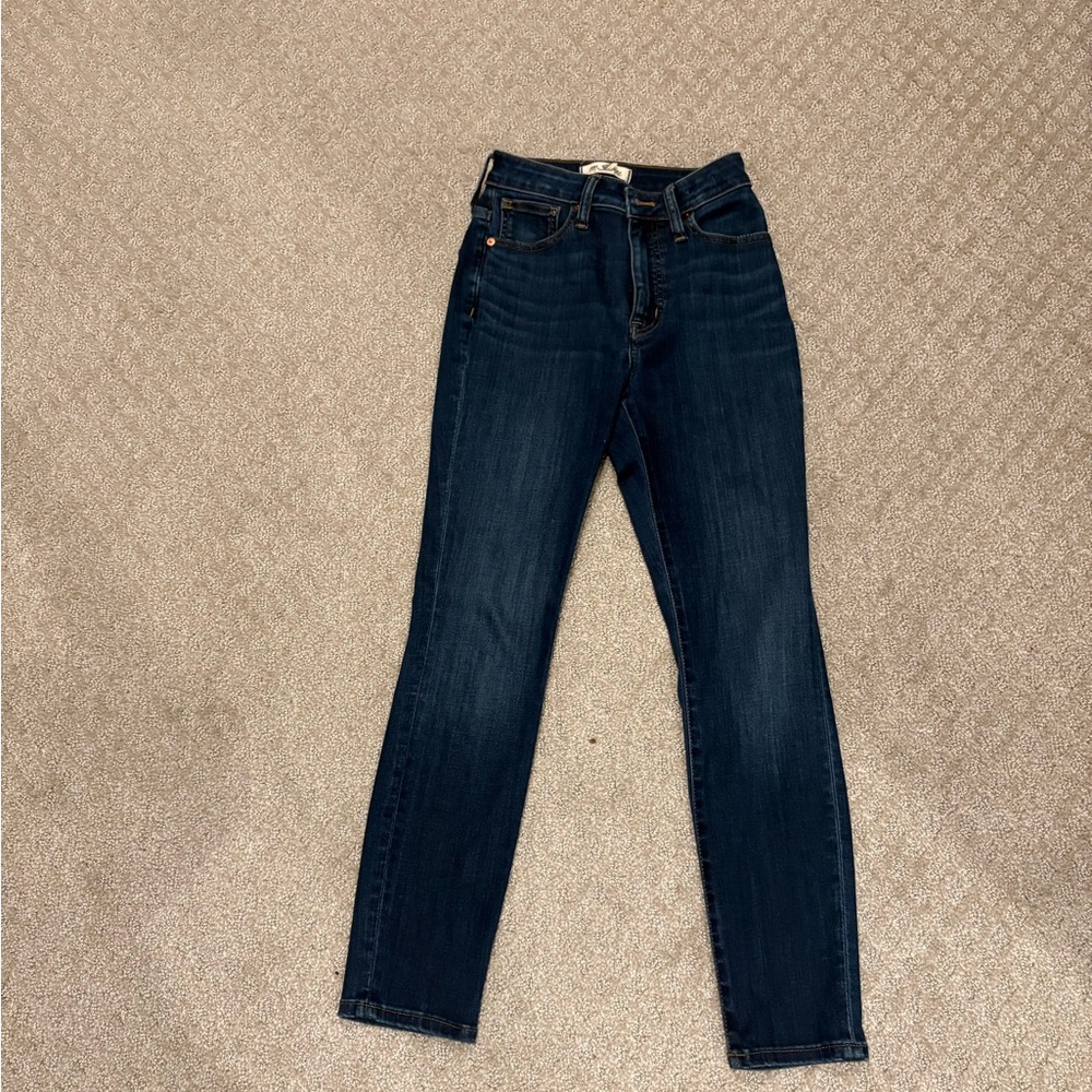 Madewell Women's Dark Indigo curvy high rise Skinny Jeans. 23P